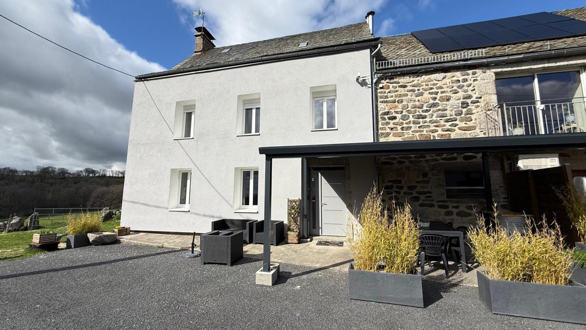 Willa Fontanies en Aubrac Laguiole Zewnętrze zdjęcie